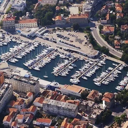 Skarica Apartament *
